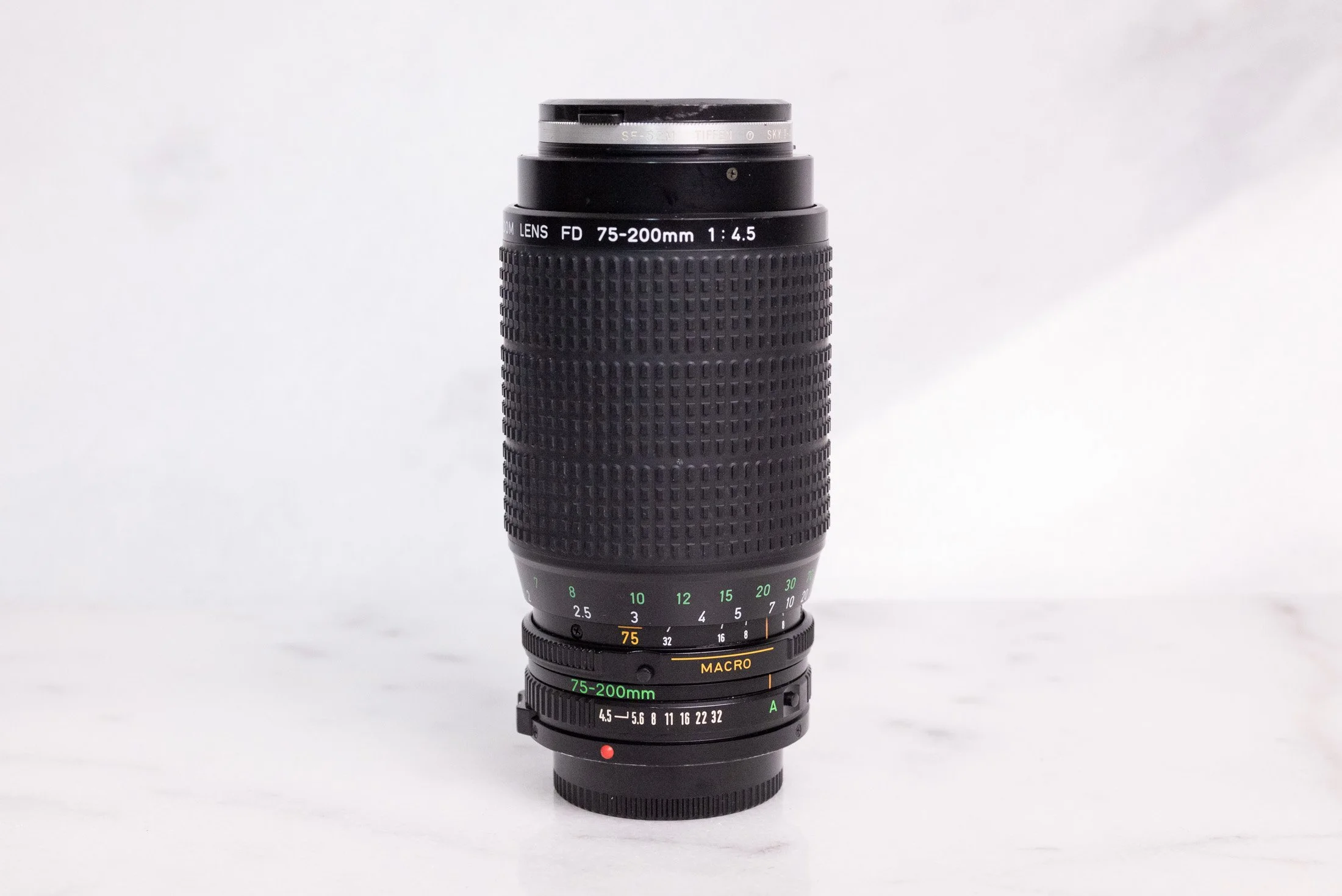 K3121【Canon】ZOOMLENS FD75-200mm Canon FD 75-200mm F/4.5 Macro Focusing Zoom Lens for Canon FD